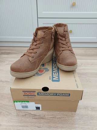 Botines Skechers Cuña Marrones