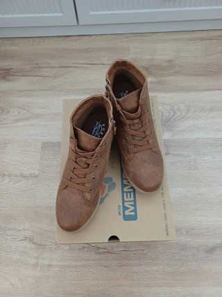 Botines Skechers Cuña Marrones