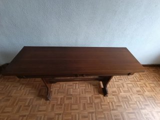 Mesa de comedor extensible de madera