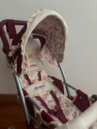 Carrito de muñecas Martina