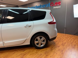 RENAULT GRAN SCENIC LUXE PRIVILEGE  5 PLAZAS 1.9 D
