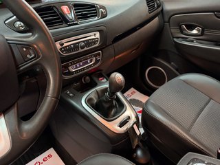 RENAULT GRAN SCENIC LUXE PRIVILEGE  5 PLAZAS 1.9 D
