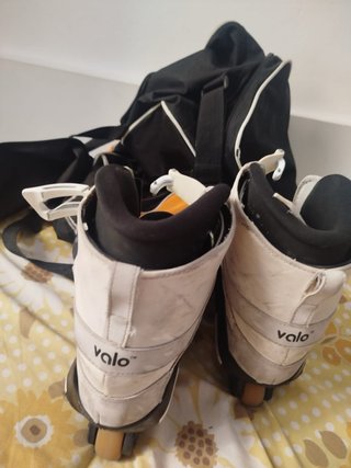 Patines agresivos blancos