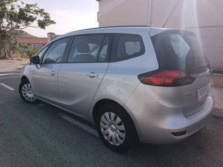 Vendo Opel Zafira Tourer, 7 plazas, diciembre 2014