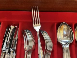 Set di posate in alpaca con placcatura in argento, 74 pezzi