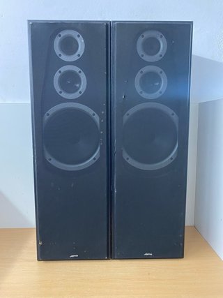 Altavoces Jamo Studio 180