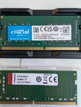 8GB: 2x (4+4) módulos de memoria RAM DDR4 4GB 24