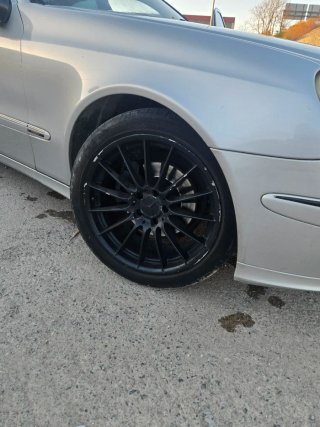 Mercedes-Benz Clase E 2005