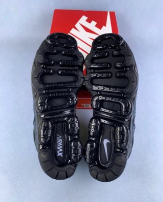 Nike Air VaporMax Plus