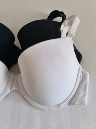 Pack 2 Sujetadores Amazon Essentials Negro y Blanc