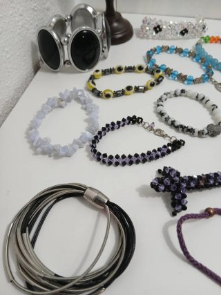 Lote de pulseras bisutería