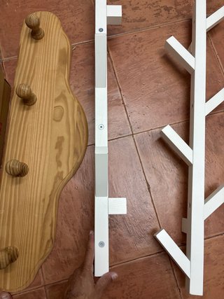 Percheros de madera blancos Ikea