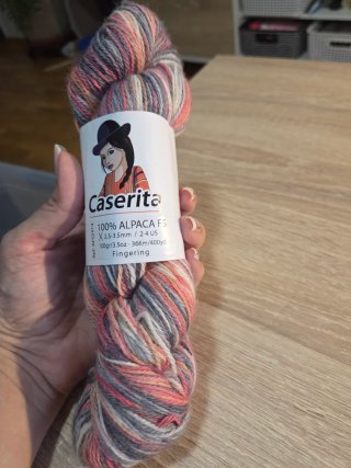 Lana Caserita 100% Alpaca Fingering