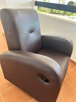 Sillón reclinable polipiel marrón