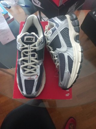Nike Zoom Vomero 5
