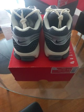 Nike Zoom Vomero 5