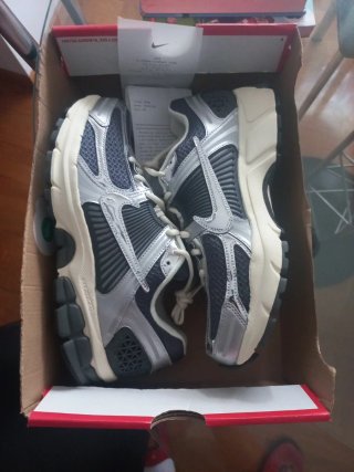 Nike Zoom Vomero 5