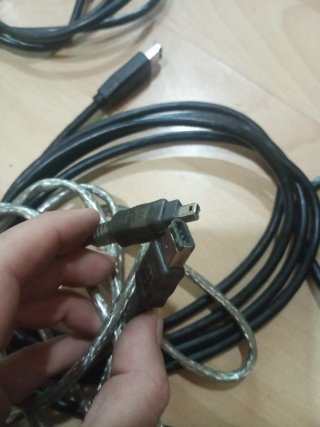 Cables FireWire IEEE 1394 – 6 pines a 4 pines