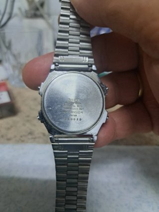 Reloj Pulsar by Seiko Digital Lemon face