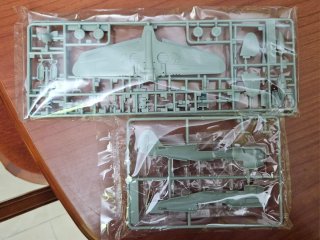 Maqueta Avión P-40N/M 1/72 Academy