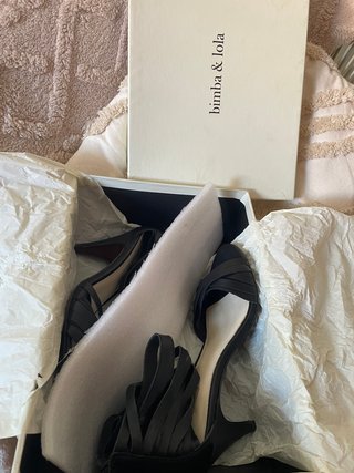 Sandalias Bimba y Lola Tacón Negro Talla 36
