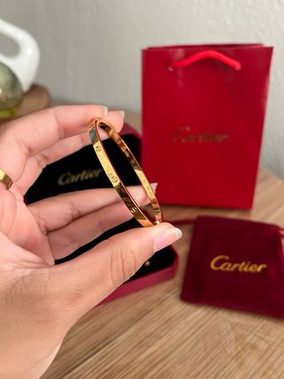 Pulsera inspo Cartier acero inoxidable estilo Love