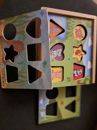 Puzzle madera figuras geométricas animales