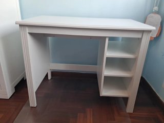 Escritorio IKEA BRUSALI Blanco