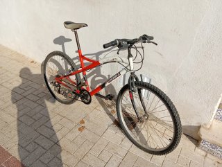 Bicicleta TOPBIKE Roja y Blanca