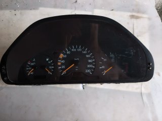 Cuadro Mercedes W202