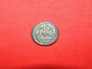 Curioso Entalle Ibero Romano con dos caras enfrent