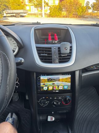 Peugeot 207 2006
