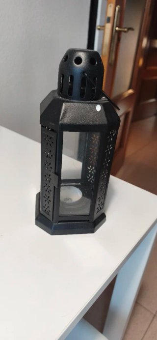 Farolillo negro de metal y cristal