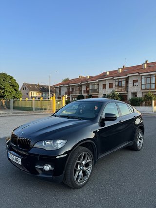 BMW X6 2011