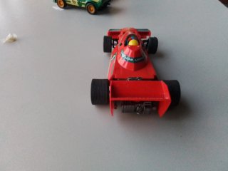 Coche Scalextric Alfa Romeo Parmalat 1