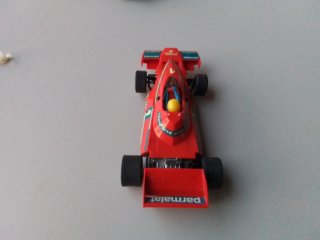 Coche Scalextric Alfa Romeo Parmalat 1
