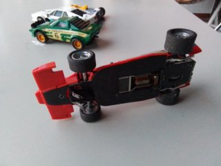 Coche Scalextric Alfa Romeo Parmalat 1