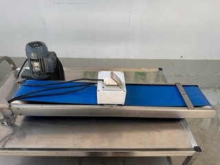 Formadora de hamburguesas GASER V-3000