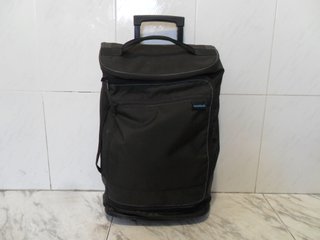 BOLSO DE VIAJE CON 2 RUEDAS NEWFEEL POR 10 EUROS