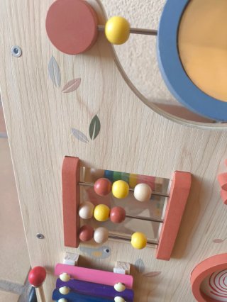 Andador correpasillos madera con juegos sensoriale