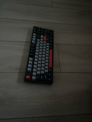 Teclado Ajazz Negro y Rojo 80%