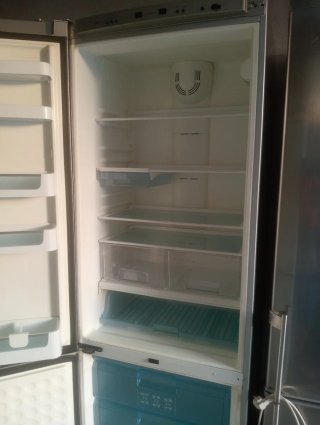 Frigorífico Combi Bosch Inox 70cm Ancho.