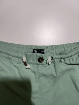 Pantalones cortos verdes