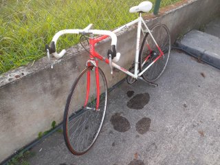 Bicicleta Togano Mistral Roja y Blanca