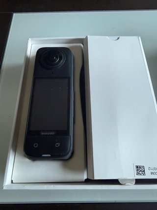 Cámara Insta360 X4 Batería y Tarjeta 256GB