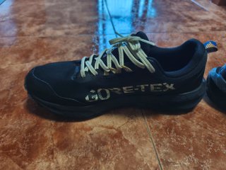 Zapatillas Asics Gel Sonoma 8 Gore-Tex Negras
