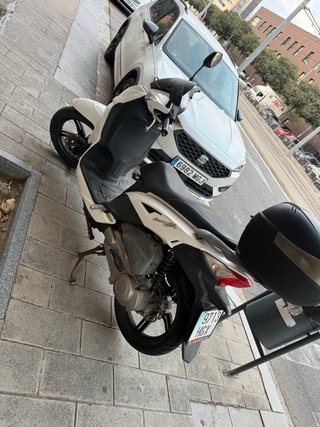 Sym Symphony 125cc Scooter Blanca