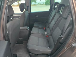 Renault Scenic 1.5 dci 110 cv pegatina C 2016
