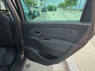 Renault Scenic 1.5 dci 110 cv pegatina C 2016