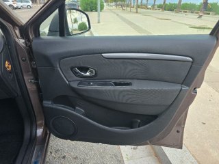 Renault Scenic 1.5 dci 110 cv pegatina C 2016